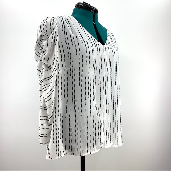 Cabi Clothing Devoted Blouse #3958, Large - Picture 11 of 16